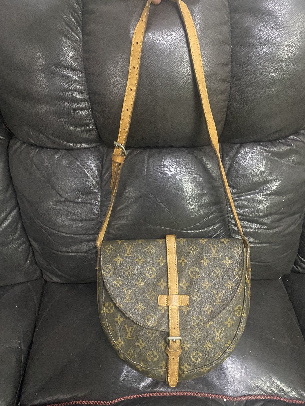 Authentic Vintage Louis Vuitton Chantilly MM REPAIRED - 25