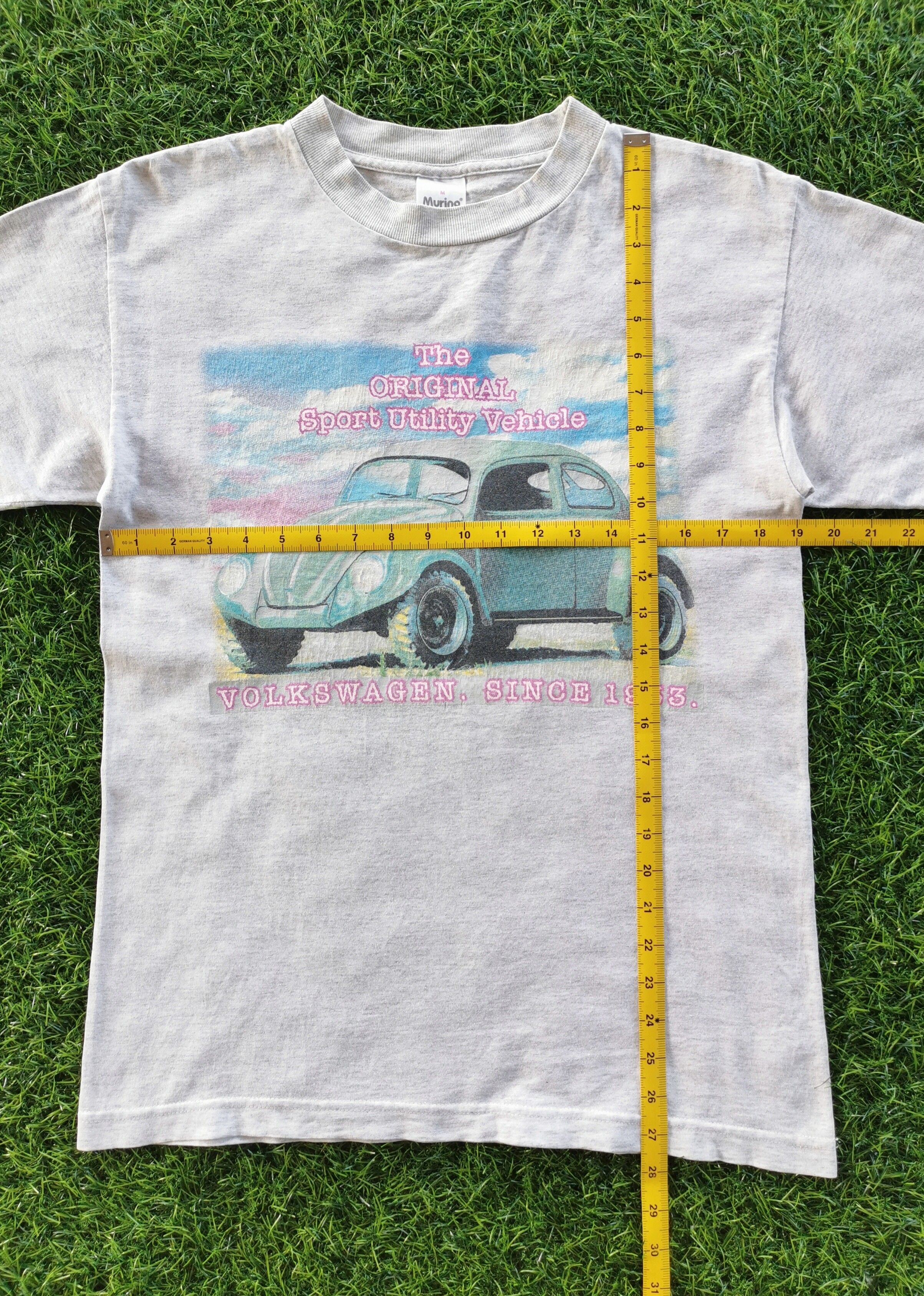 90s Vintage Volkswagen Beetle Graphic Tees - 9