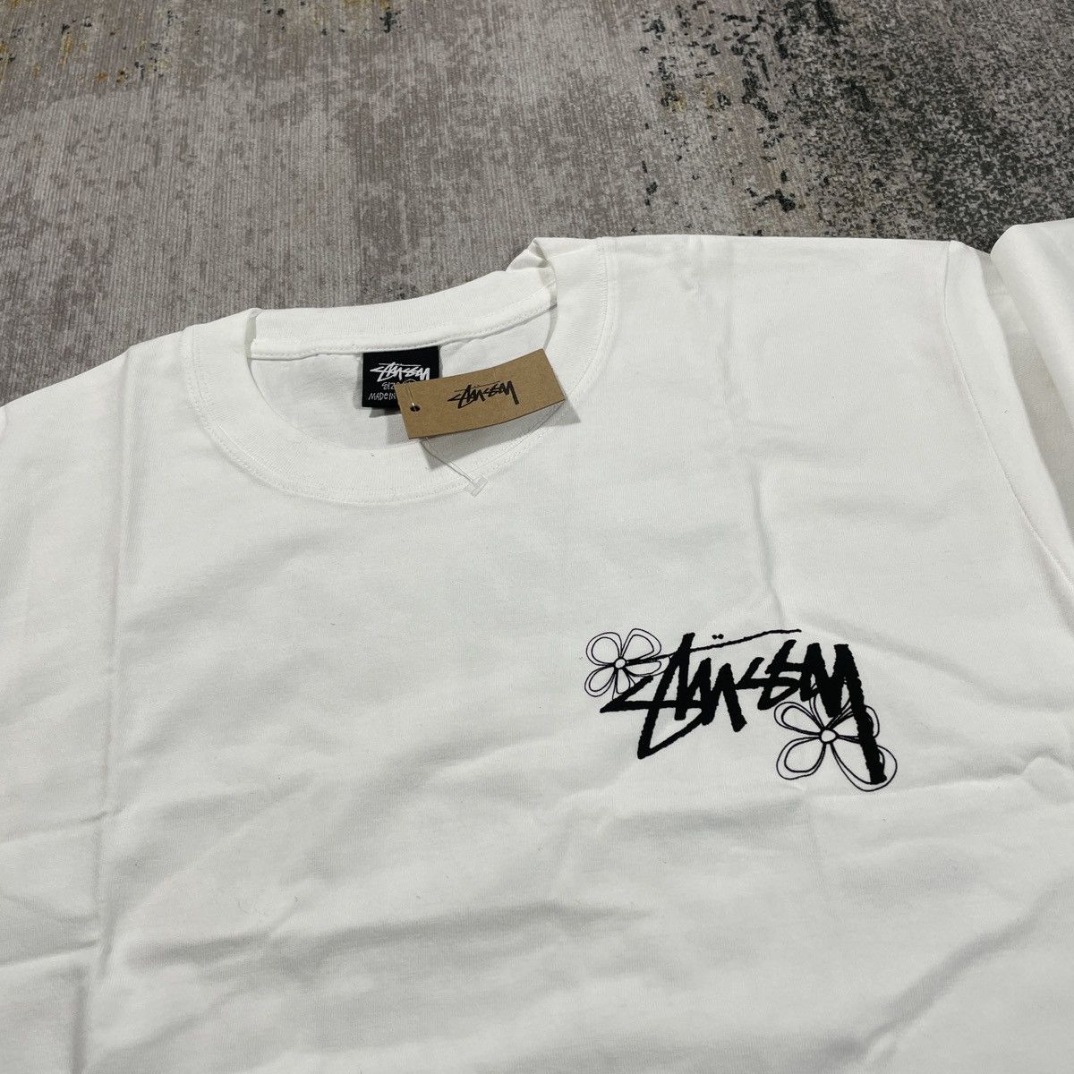 SUMMER STUSSY TSHIRT WHITE // M - 4