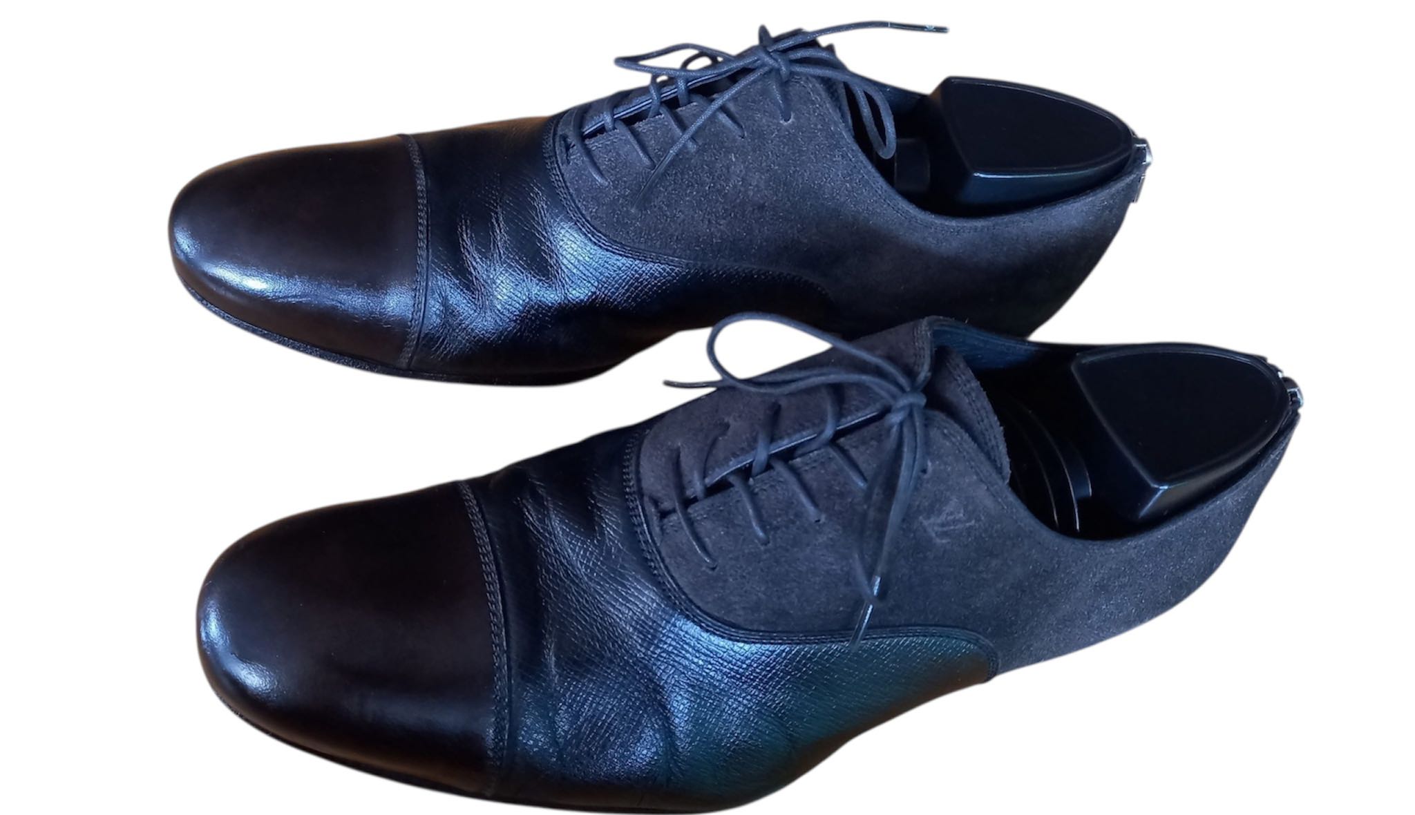 Louis Vuitton Men’s Cap Toe Suede Leather Oxford Shoes - Elegant Formal Wear - 3