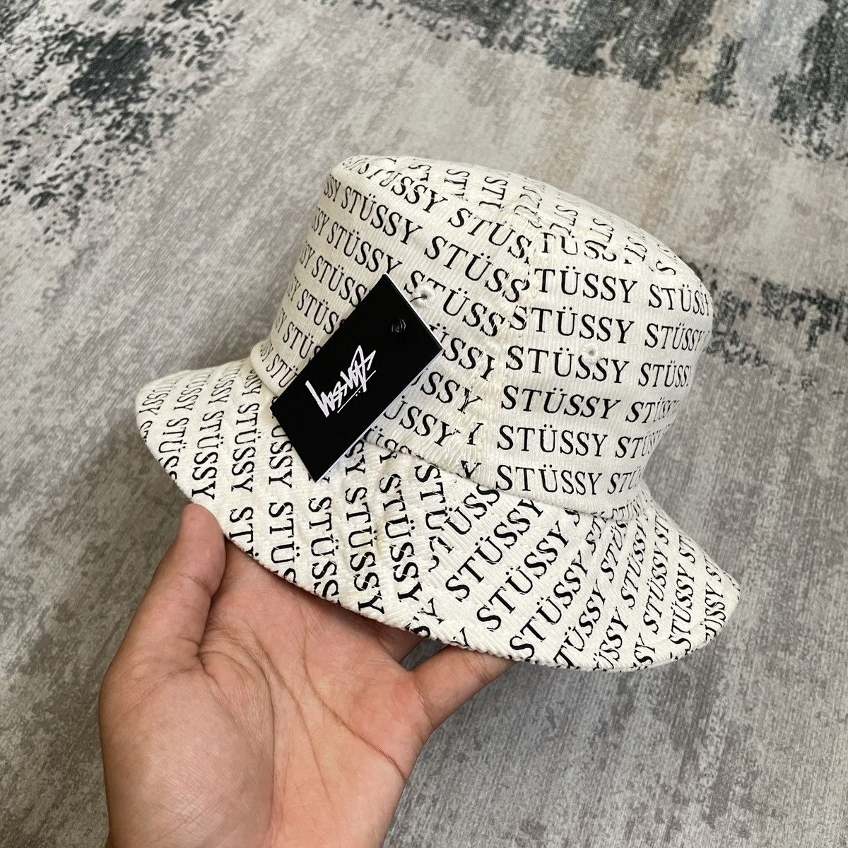 Vintage - Stussy Printed Bucket Hat White