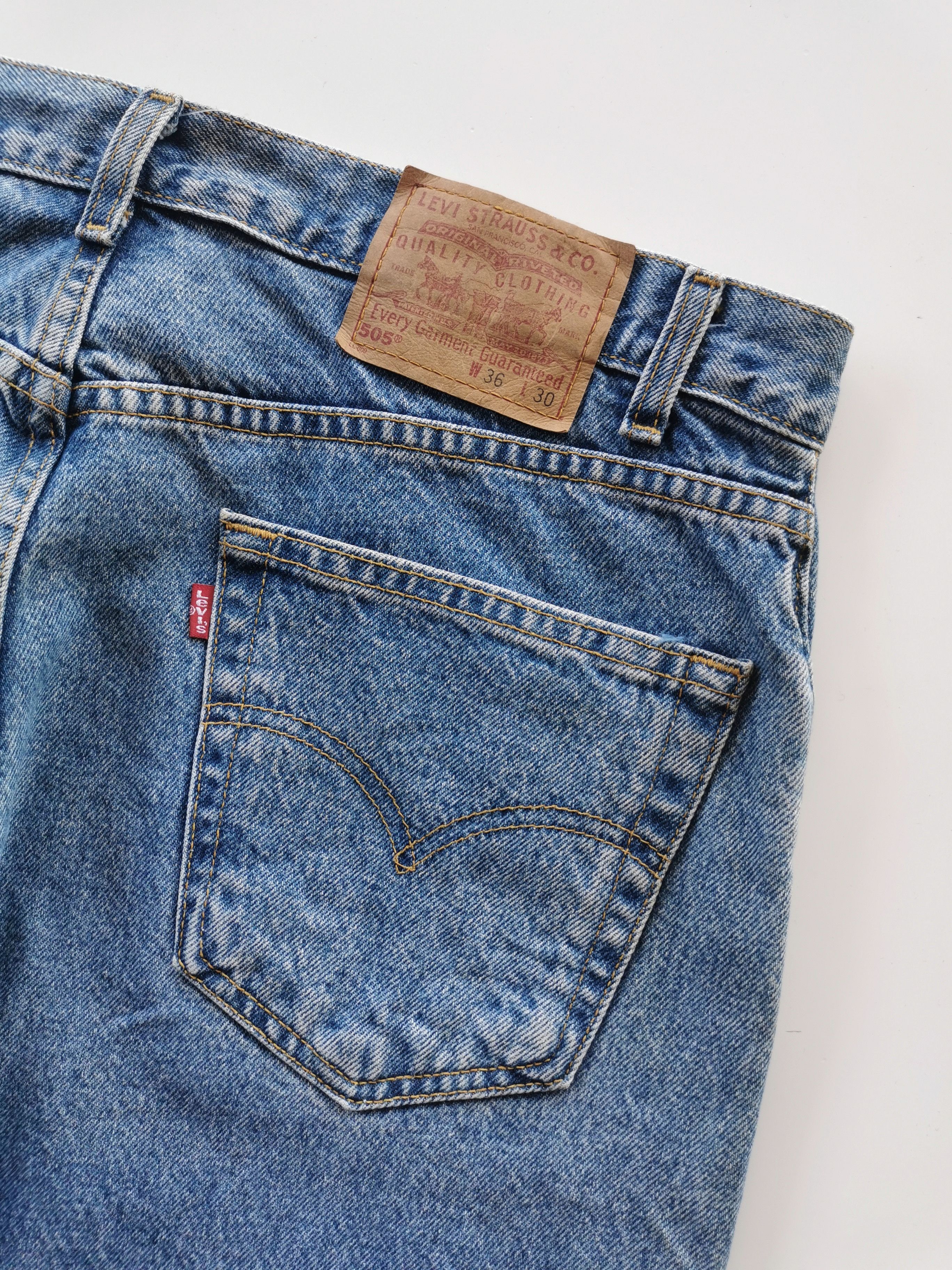 90s Vintage Levis Lot 505 Regular Fit Straight Leg Jeans - 6