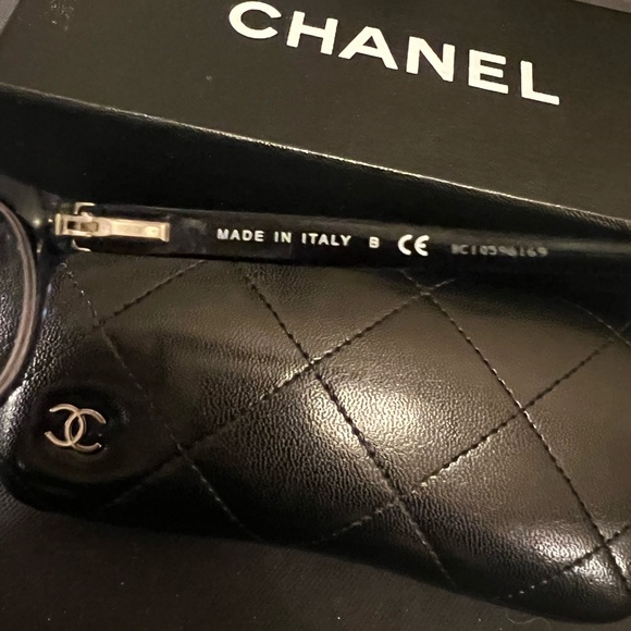 Chanel Navy Blue Silver Logo 3236-Q c.1390 53mm Frames Glasses Italy Leather EUC - 8