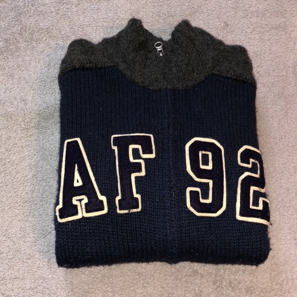 Abercrombie & Fitch Retro Y2K Vintage Lambswool Logo Sweater Cardigan - 9