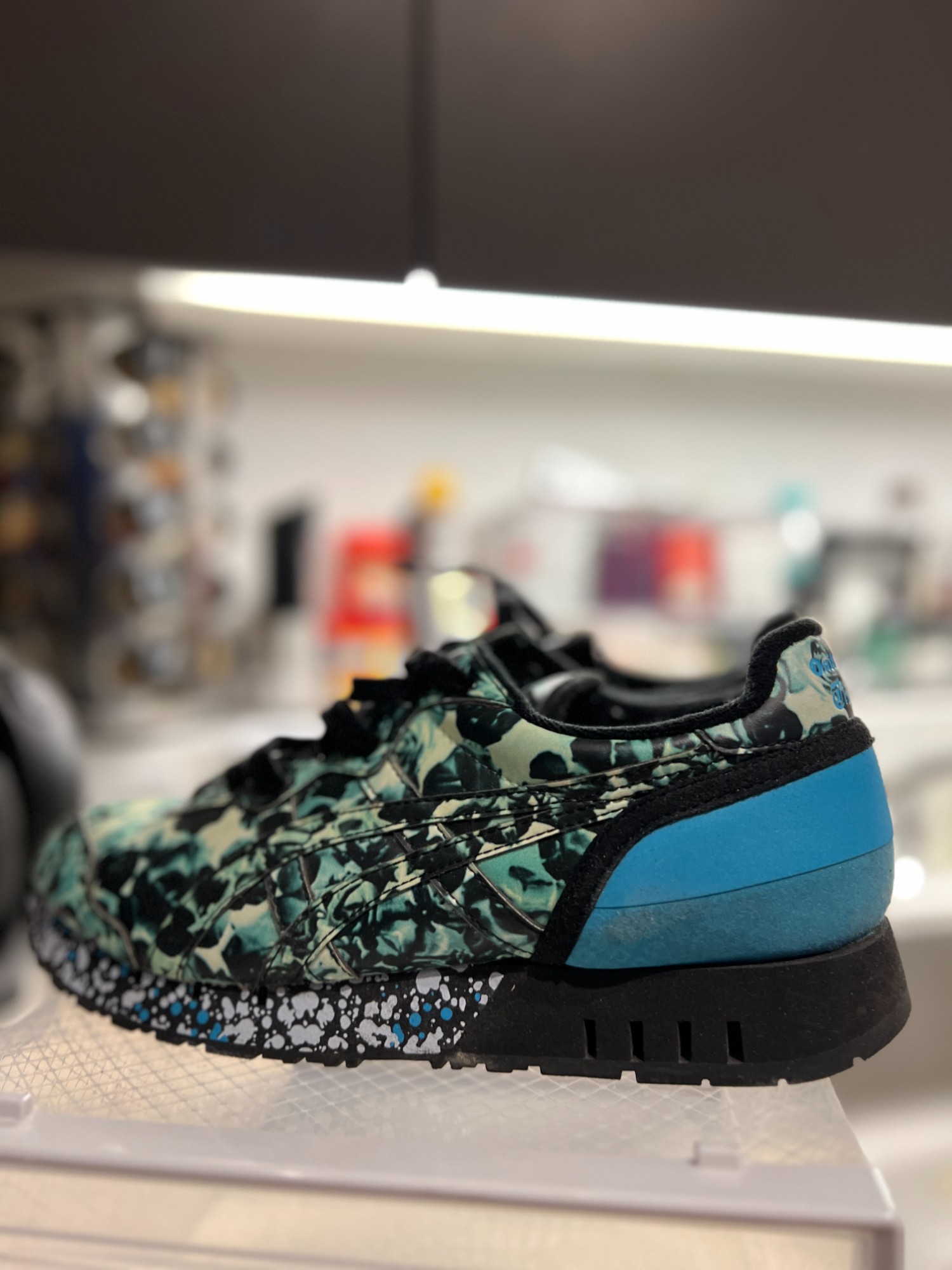 Other Designers Onitsuka Tiger Collab Limited Edition Andrea Pompilio Colorado 85 matchaking REVERSIBLE
