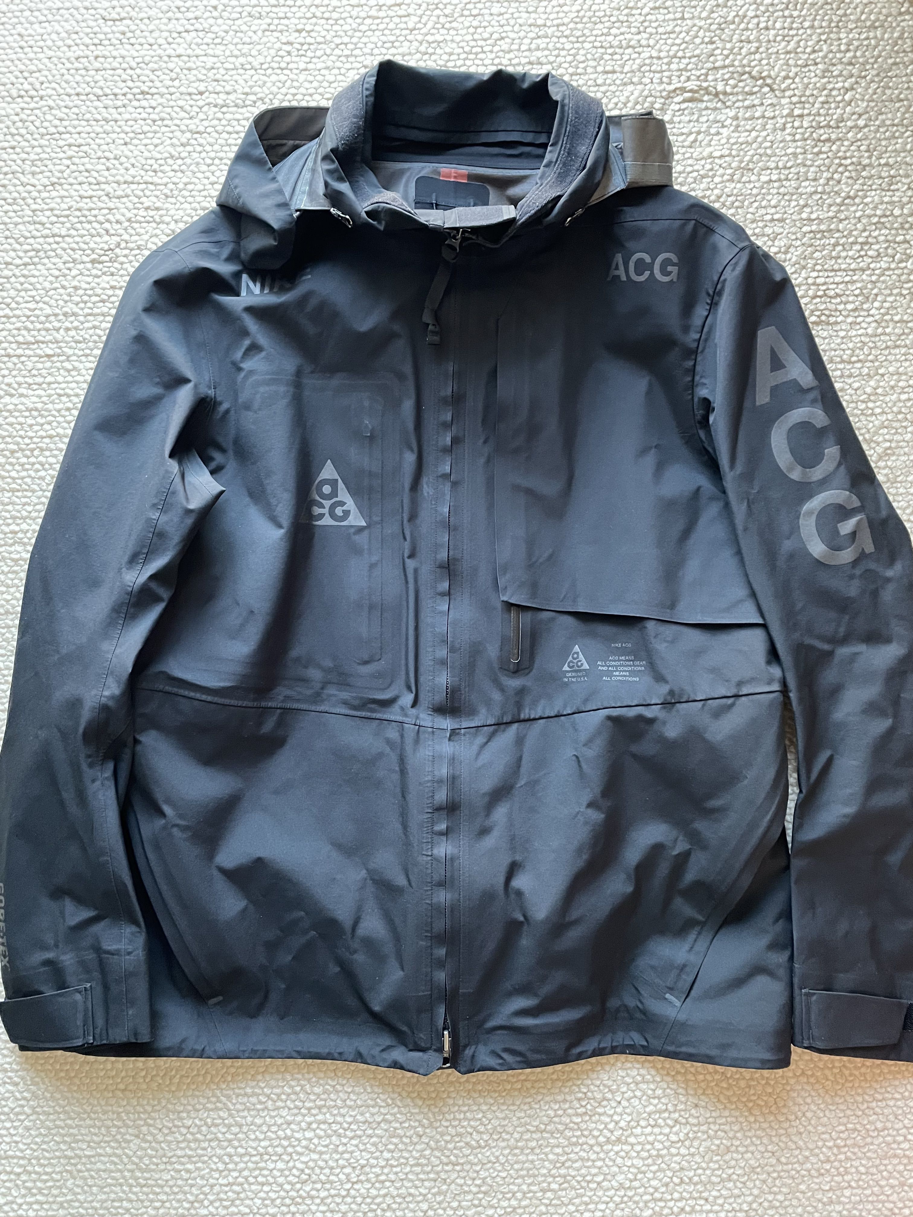 Nike ACG 2 in 1 System Jacket