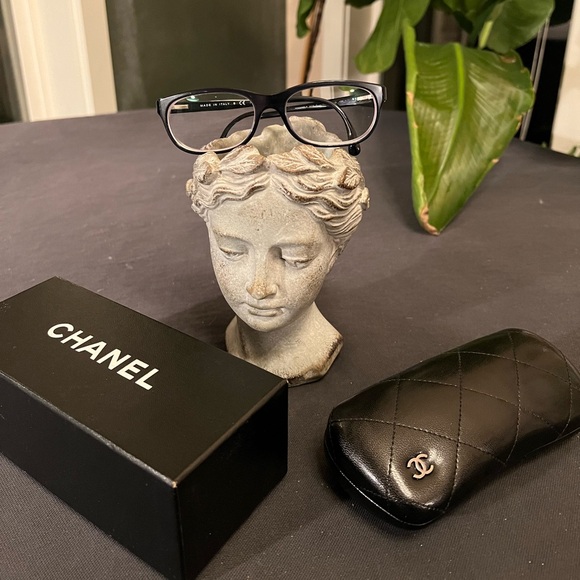 Chanel Navy Blue Silver Logo 3236-Q c.1390 53mm Frames Glasses Italy Leather EUC - 2