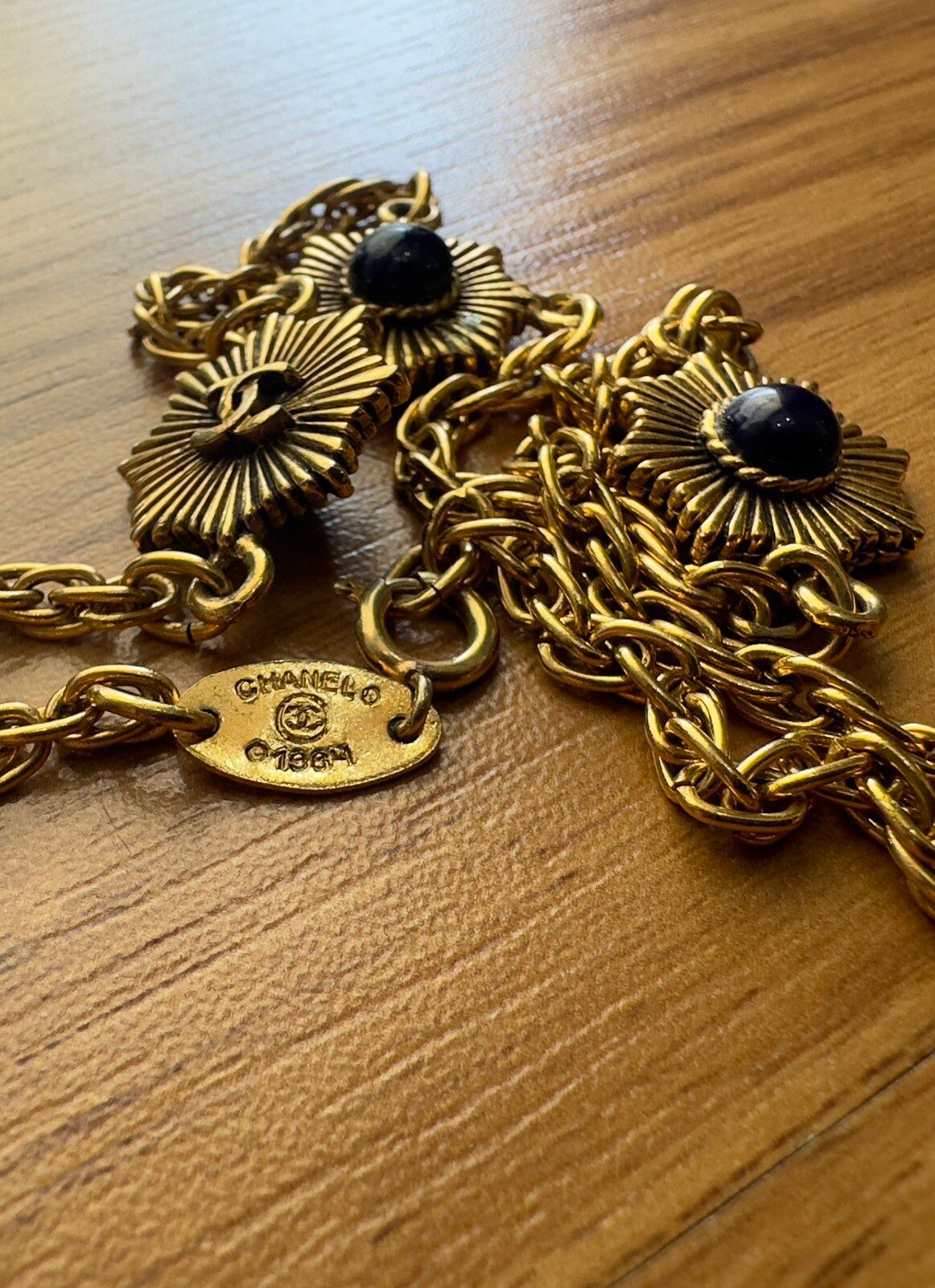 CHANEL - Vintage 1984 Black Charm Chocker Necklace - 24