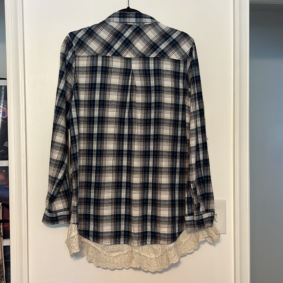 Vintage Havana Scallop Eyelet Lace Trim Plaid Shirt - 3