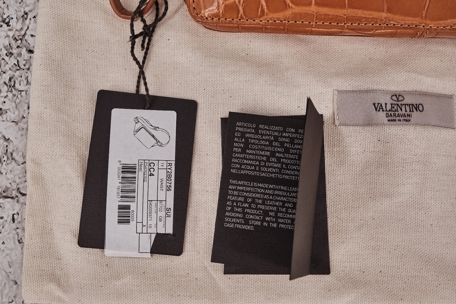 Brand New With Tags Valentino Garavani Women's Rockstud Alligator Waist Bag,9000$ - 10