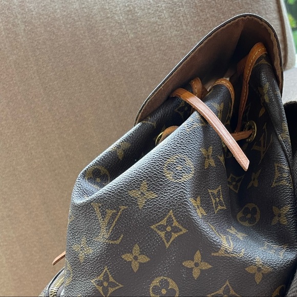 Louis Vuitton Vintage Monogram Montsouris Backpack 1996 - 16