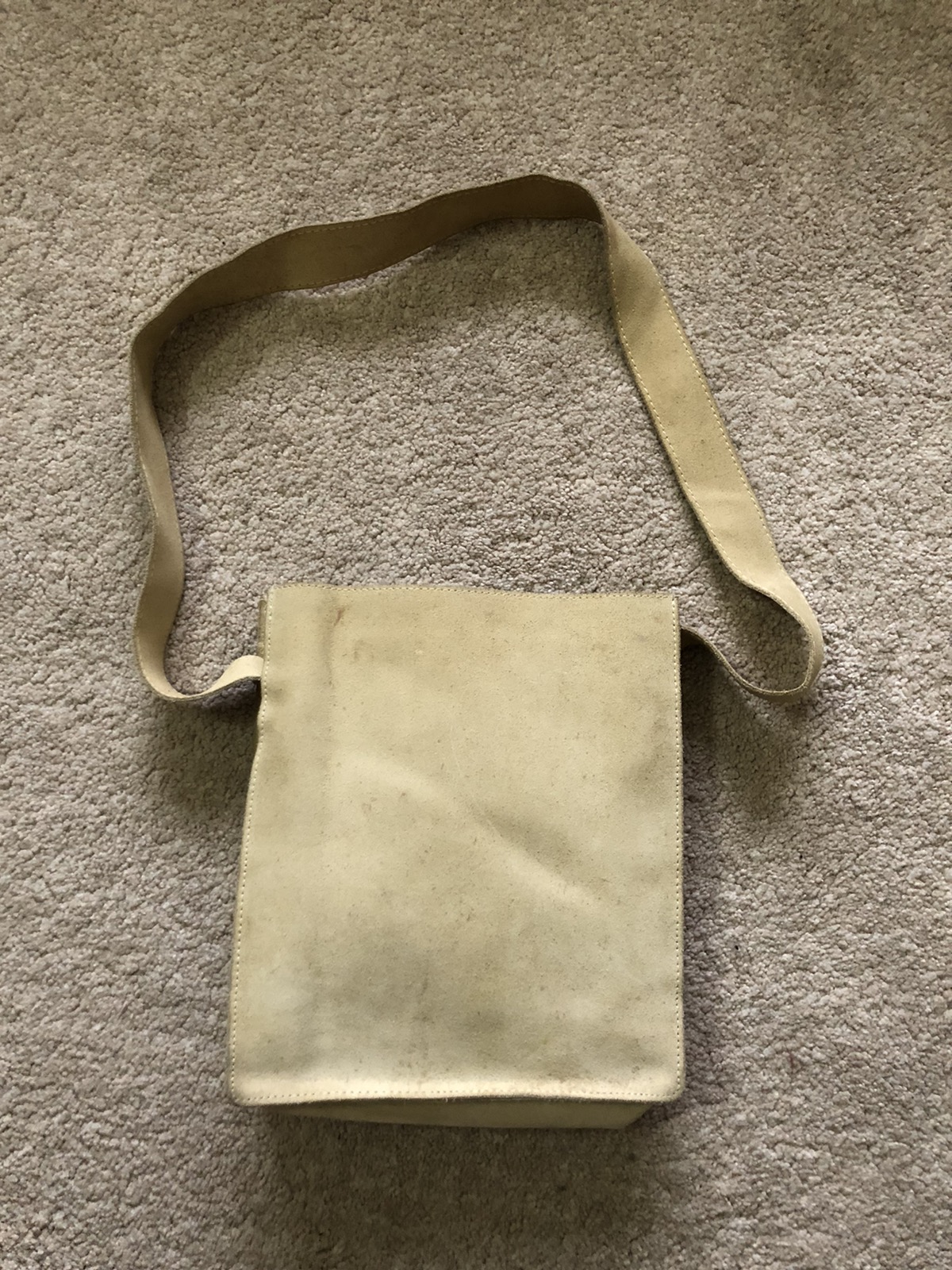 vintage A.P.C Leather sling Bag - 2