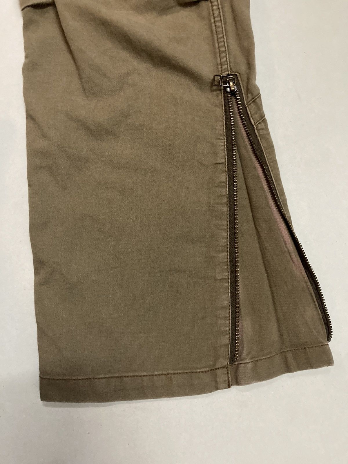 Vintage Soldout Japanese Brand Large Pocket Army Style Pants - 19