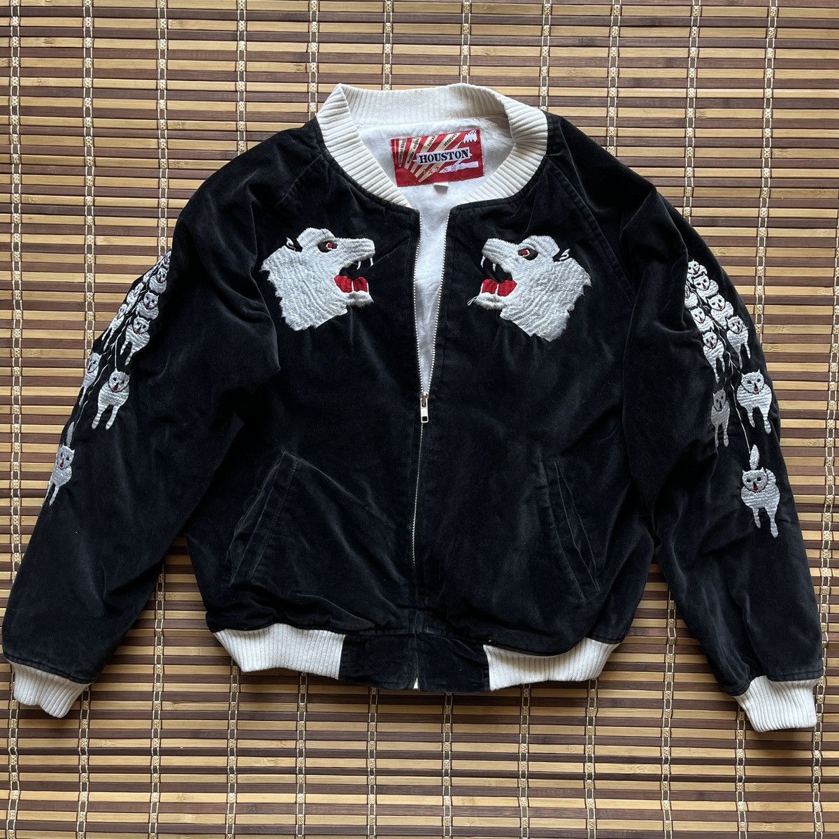 Vintage - Alaska Suede Sukajan Embroidery Japan Bomber Jacket - 3