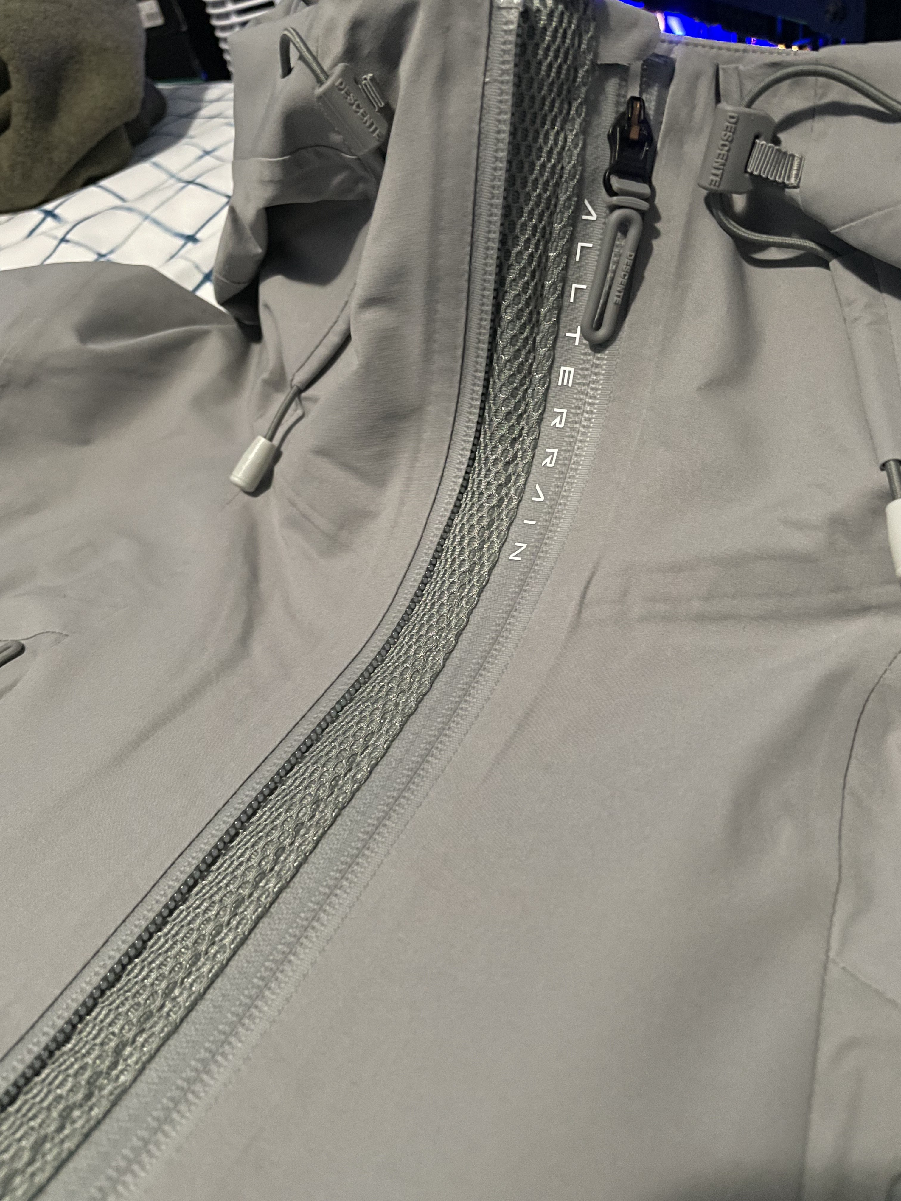 Descente - All-Terrain - 3