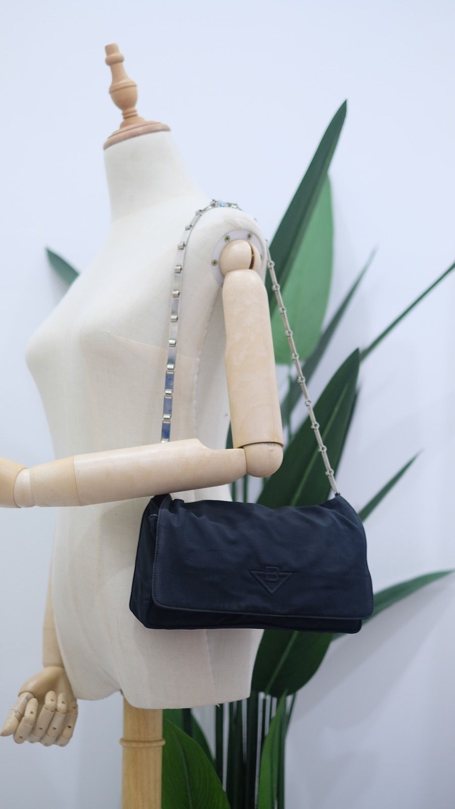 Vintage Bottega veneta Black Nylon Shoulder bag Chain sling - 1