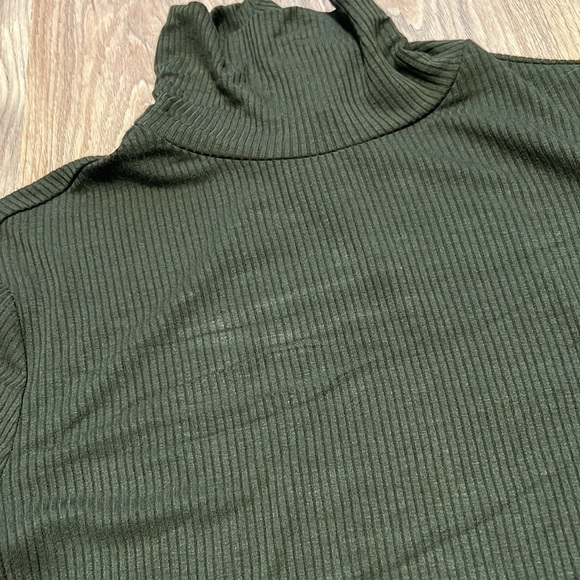 Forever 21 Olive Ribbed Turtleneck - 7