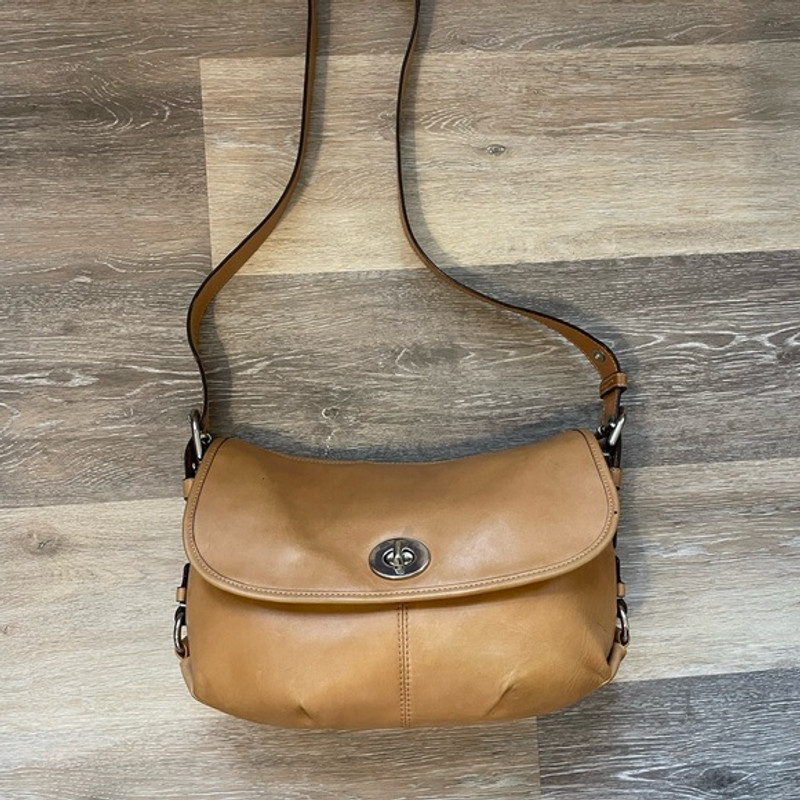 Vintage Coach Bag 💼 - 1