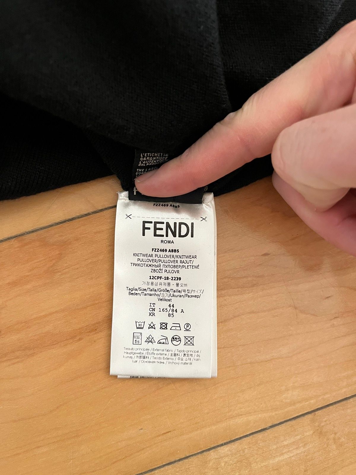 NWT - Fendi Cashmere "Forever Fendi" Sweater - 6