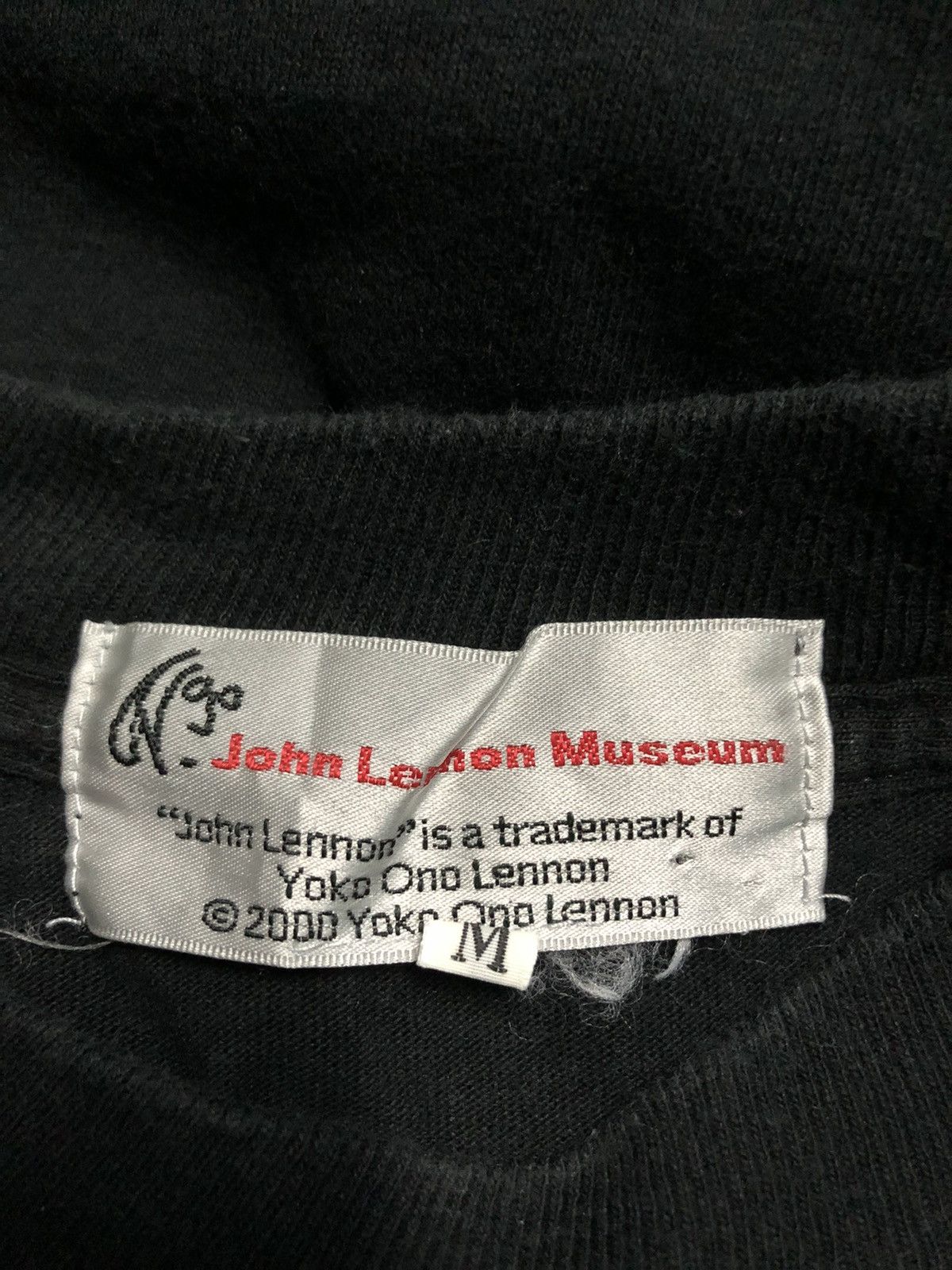 Vintage John Lennon Museuem shirt - 2