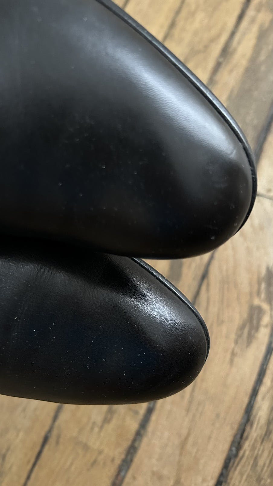matte black leather chelsea boots . maison margiela . - 18