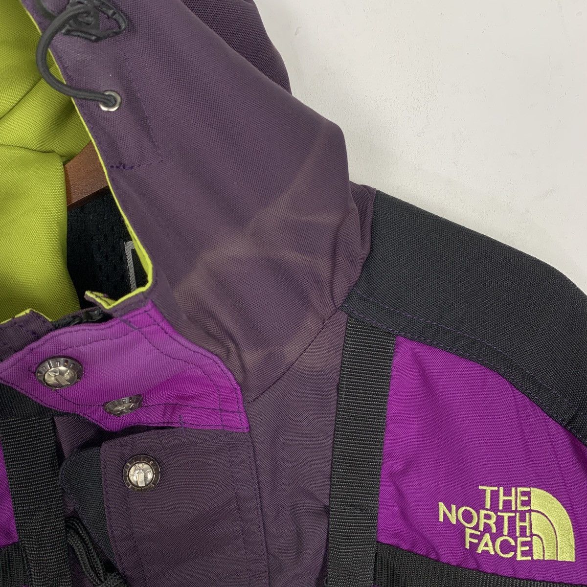 The North Face Color Block Winter Jacket - 9