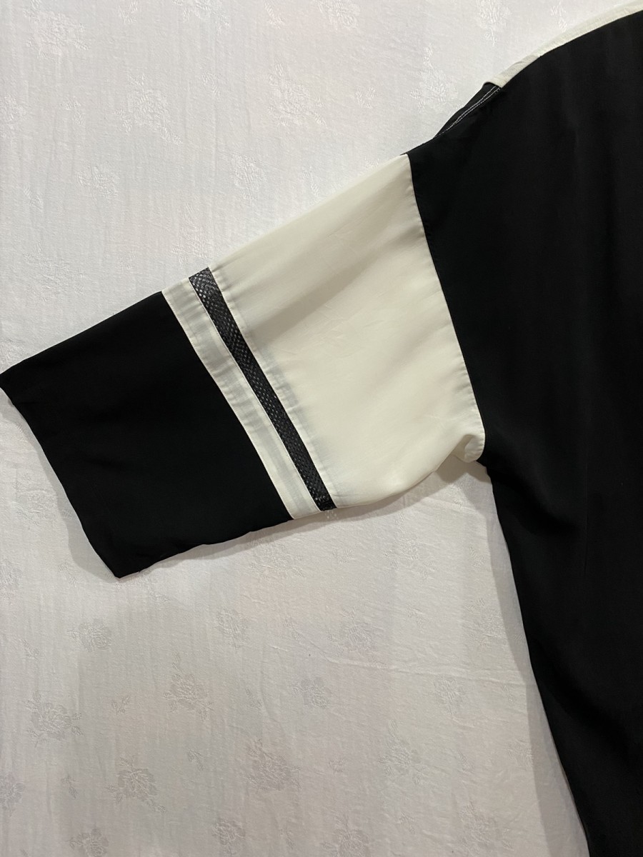 Japanese Brand - Modern Kimono Cardigan Embroidery Scorpion Logo - 2