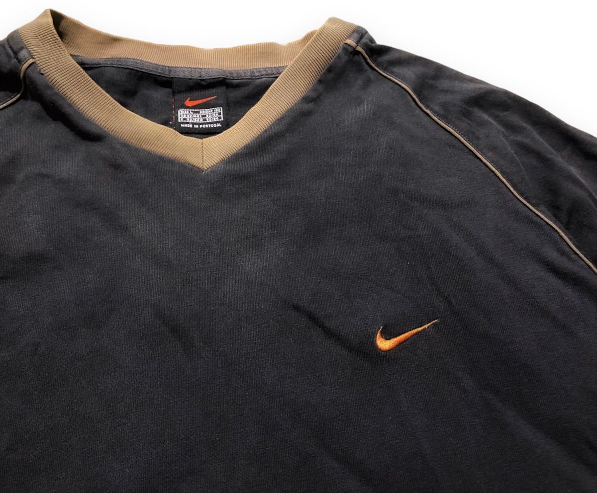 Nike T-Shirt Vintsge Y2K Size L/XL Made in Portugal - 3
