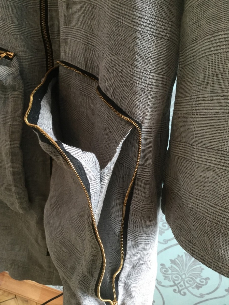 Denis Simachev - ARCHVE! Overcoat.Like Attachment or Rick Owens - 5