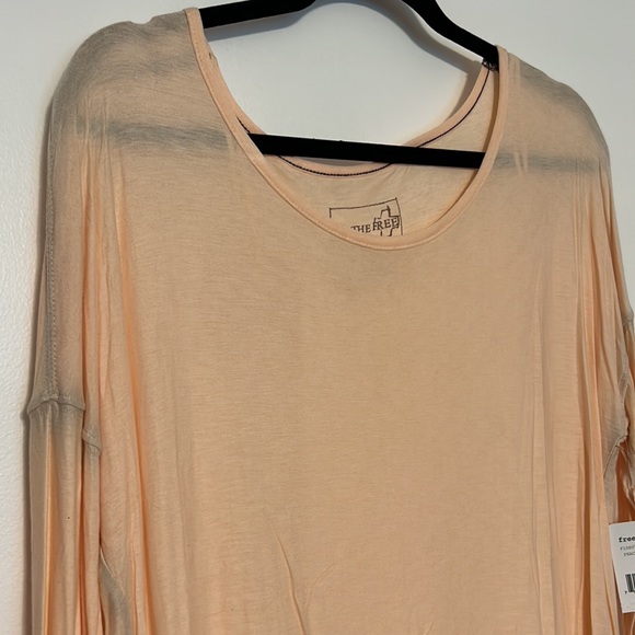 Free People We the Free Rain Drop Hi-Lo Tee in Peaches & Cream - 12