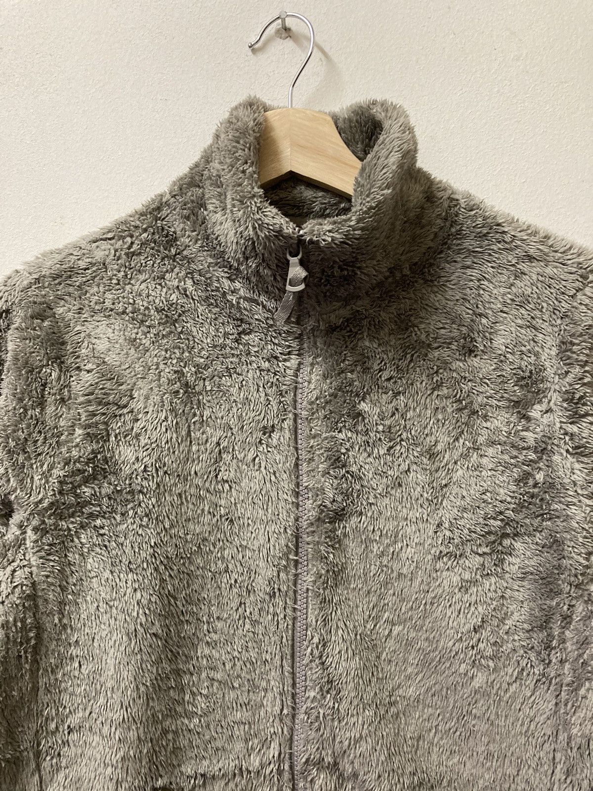 Uniqlo Fluffy Yarn Fleece Full Zipper Long Sleeve Jacket - 4