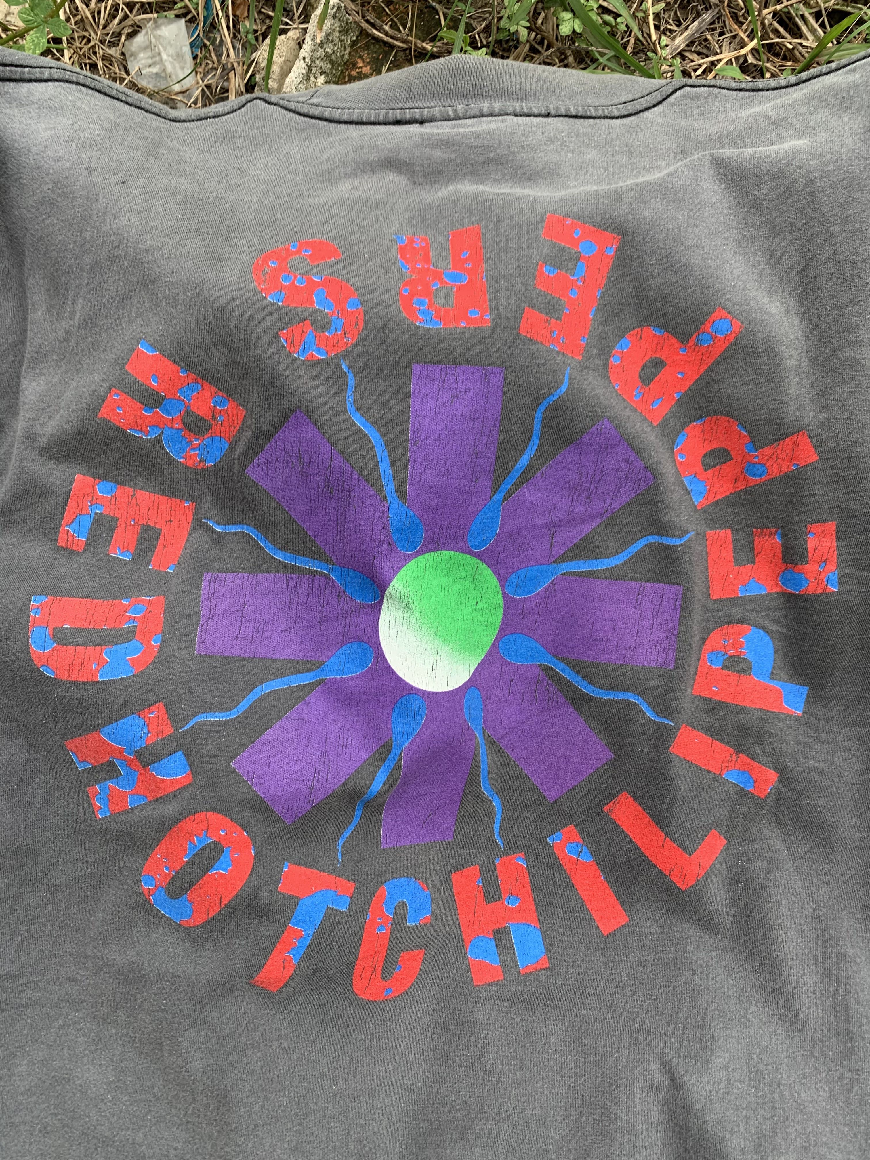 Authentic Vintage 90s D.A.R.E. "To Resist Drugs And Violence" Fruit of the Loom Tee - XL! - 5