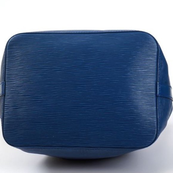 BEAUTIFUL Authentic Louis Vuitton Vintage Epi Petit Noe Shoulder Bag Toledo Blue - 7