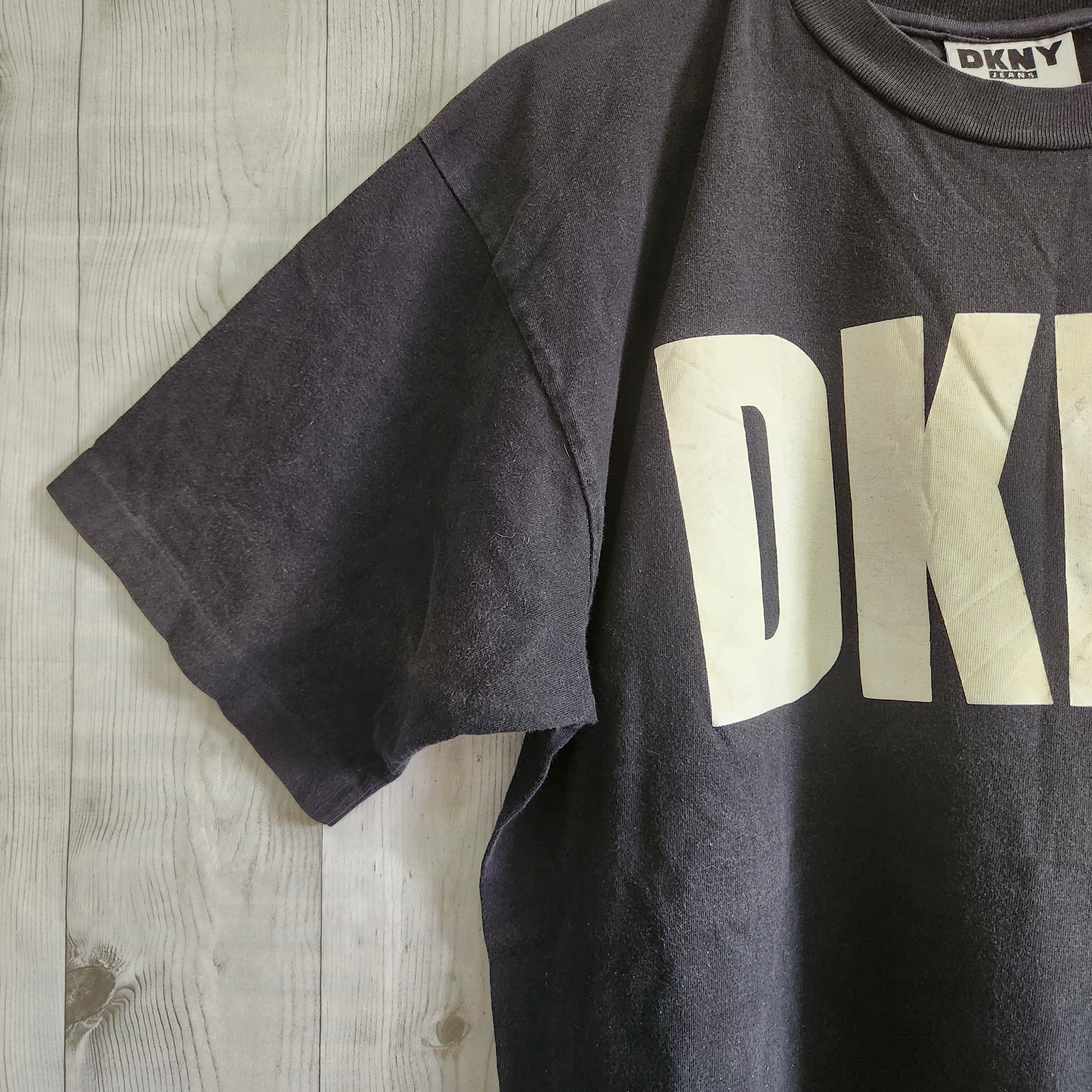 Vintage 1980s DKNY Big Logo Printed Single Stitches - 16