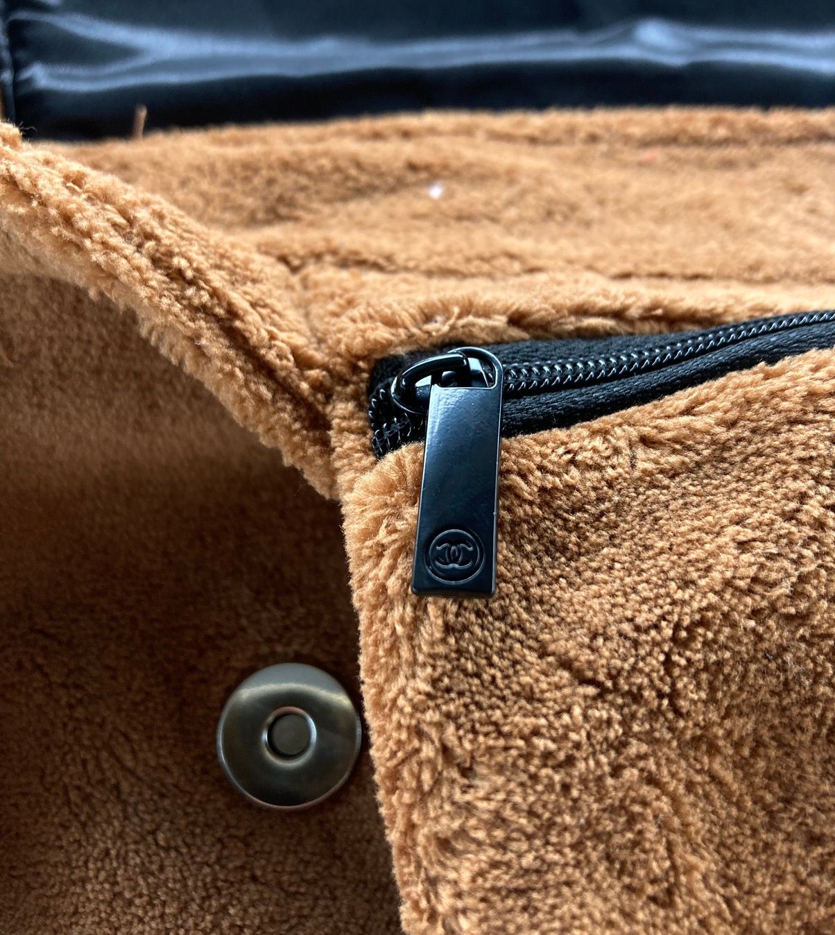 Chanel VIP Precision Faux fur Sling Bag - 8