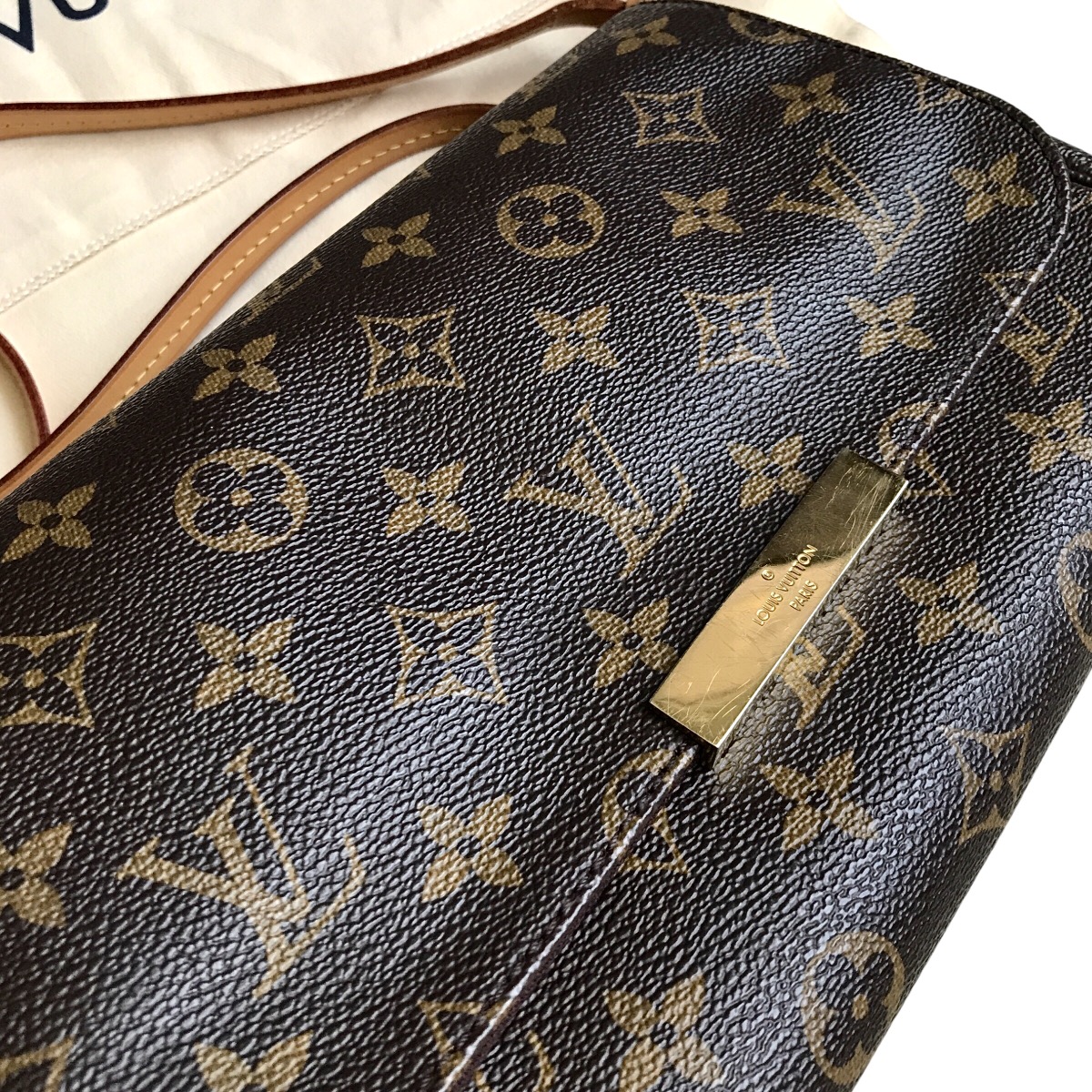 Louis Vuitton Favorite MM Monogram 2016 Two Way Shoulder Bag - 9