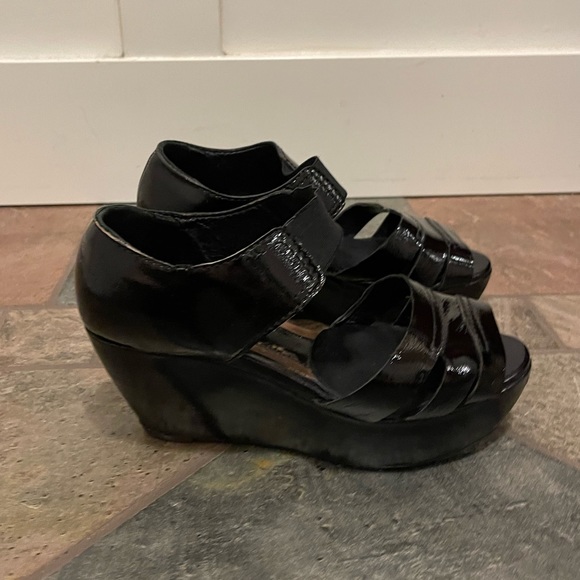 Marni Y2K Patent Leather Wedge Heels vintage - 5