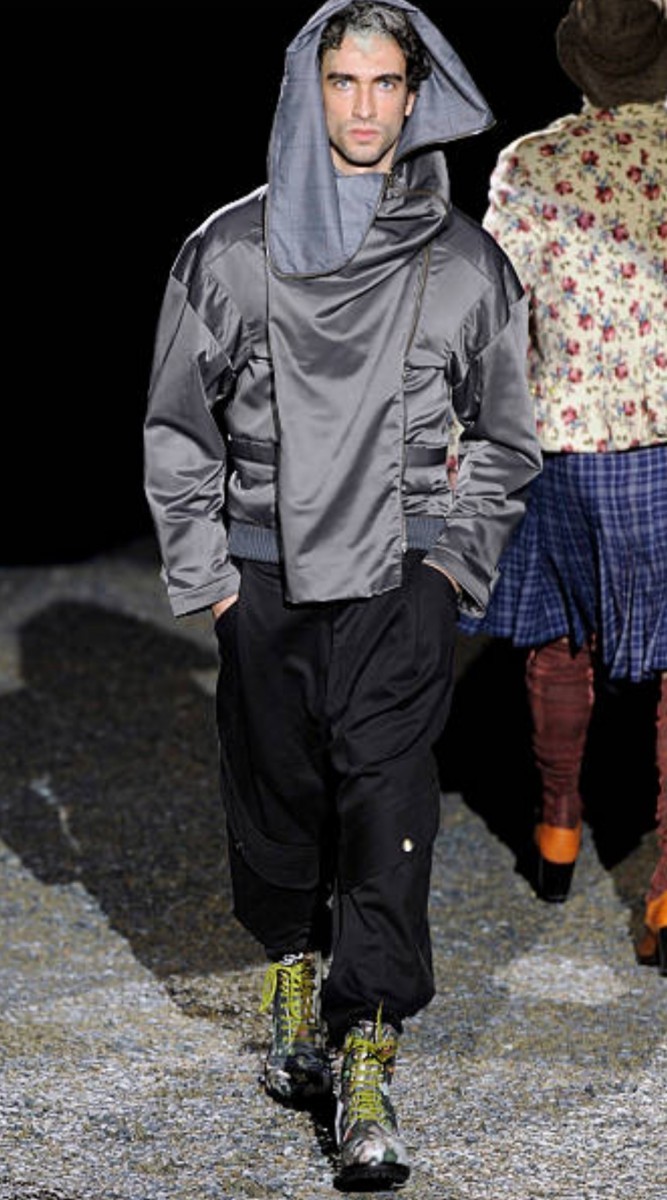 GRAIL! Multipocket twisted black denim pants from FW09 - 1