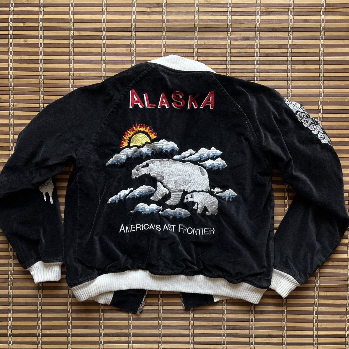 Vintage - Alaska Suede Sukajan Embroidery Japan Bomber Jacket - 4