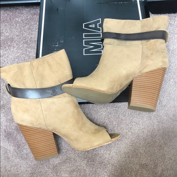 Mia Lysa Peeptoe Suede Ankle Booties - 8