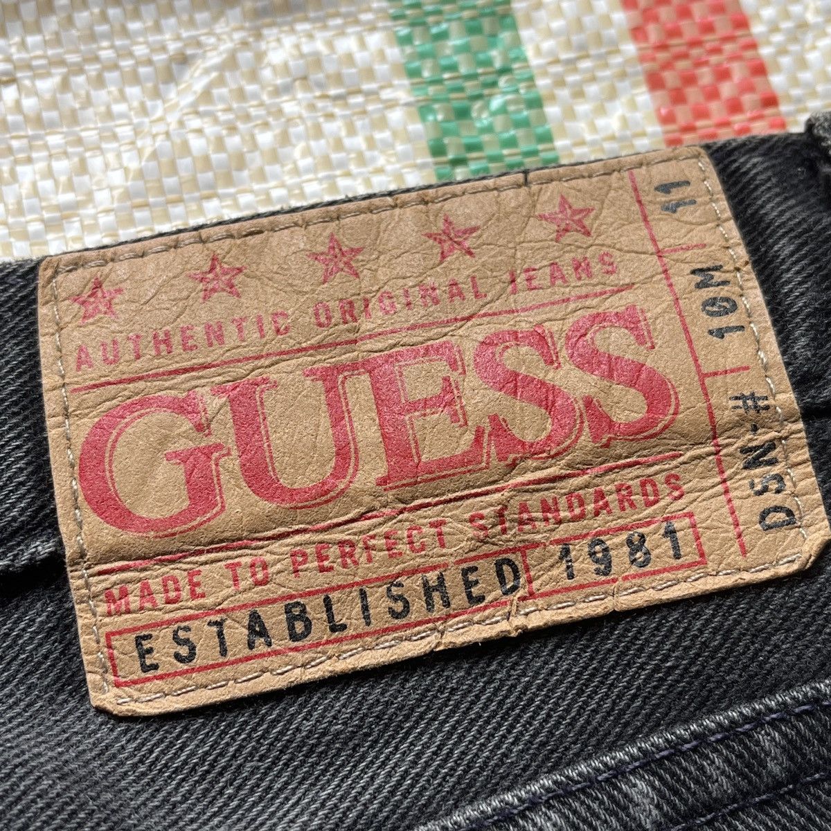 Vintage - Faded Black Guess Denim Jeans Style 39100 Made In USA - 16