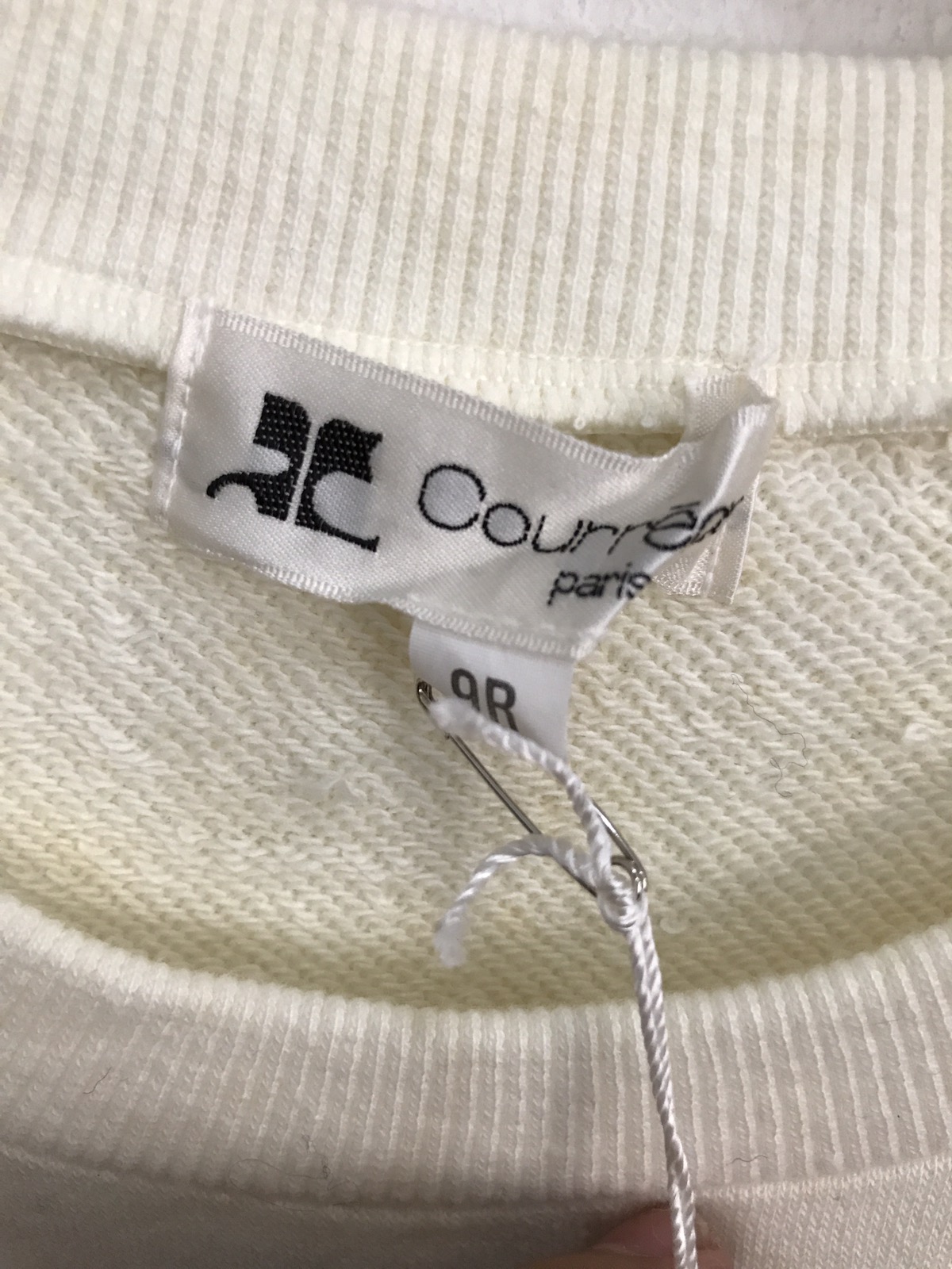 Courreges Paris Crewneck Sweatshirt With Tag Price ¥16,100 - 4