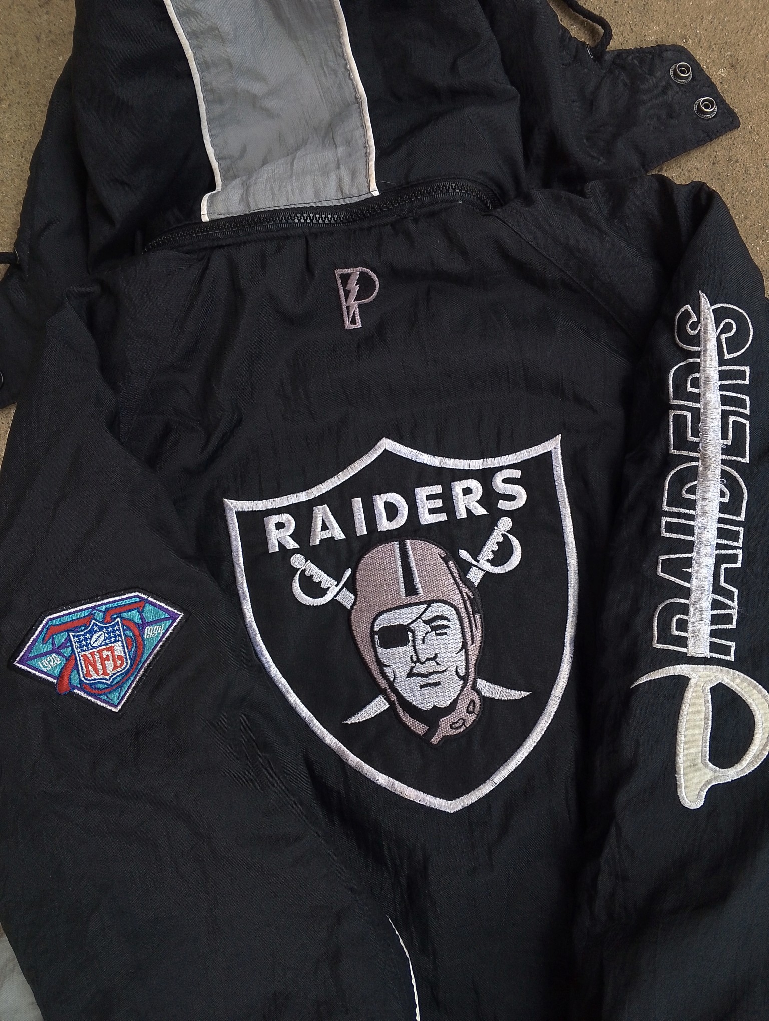 90s Vintage Los Angeles Raiders Pro player Jacket Signed by Rod Martin #53 - 13