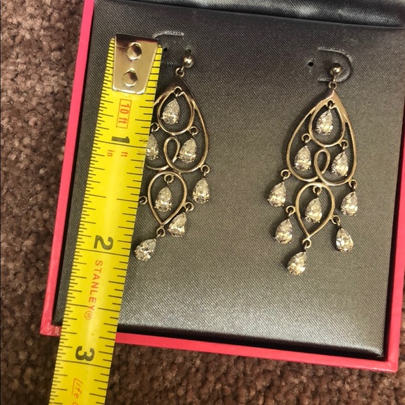 Crystal Dangle Earrings - 4