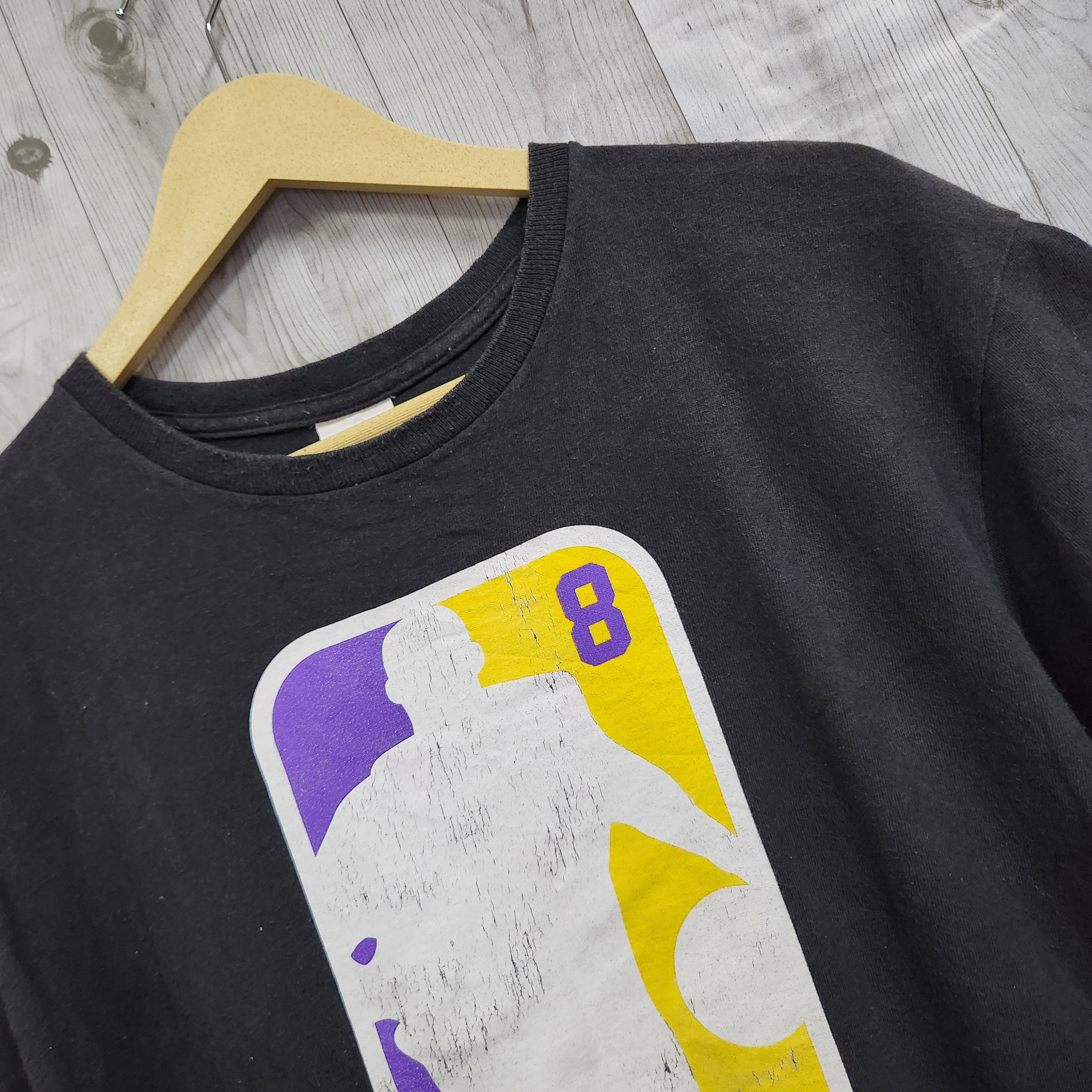 Vintage Y2K Kobe Bryant Forever NBA Lakers Tees - 2