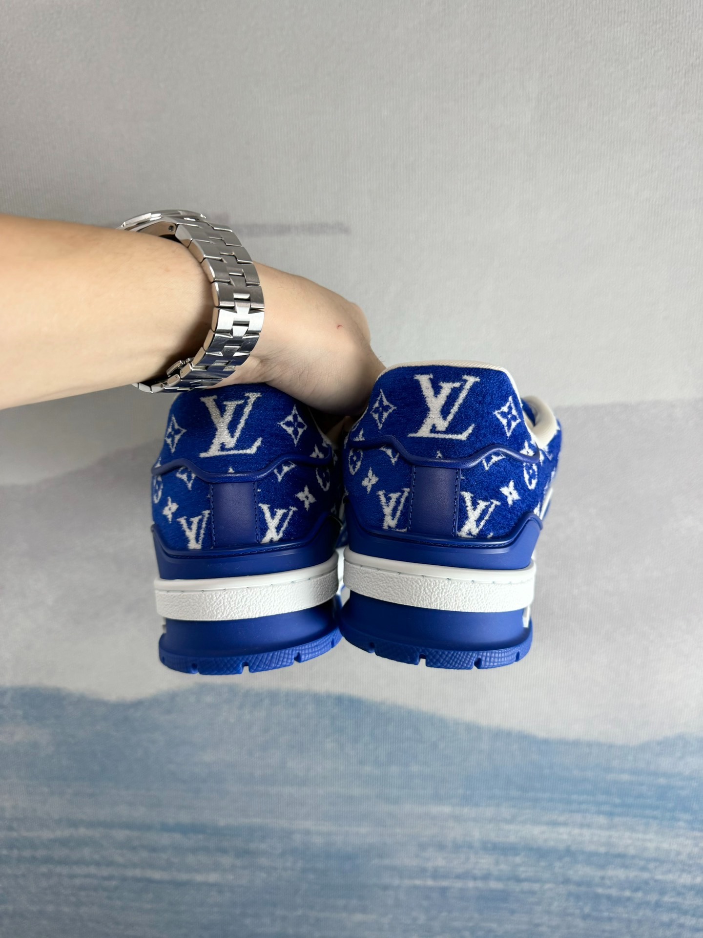 Louis Vuitton LV Trainer Blue and White Velvet Monogram - 4