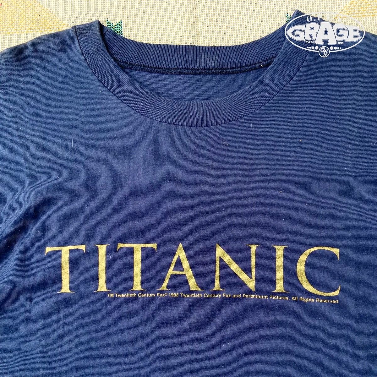 Archival Clothing - Vintage Y2K TITANIC logo Promo Tshirt ©1998 - 3