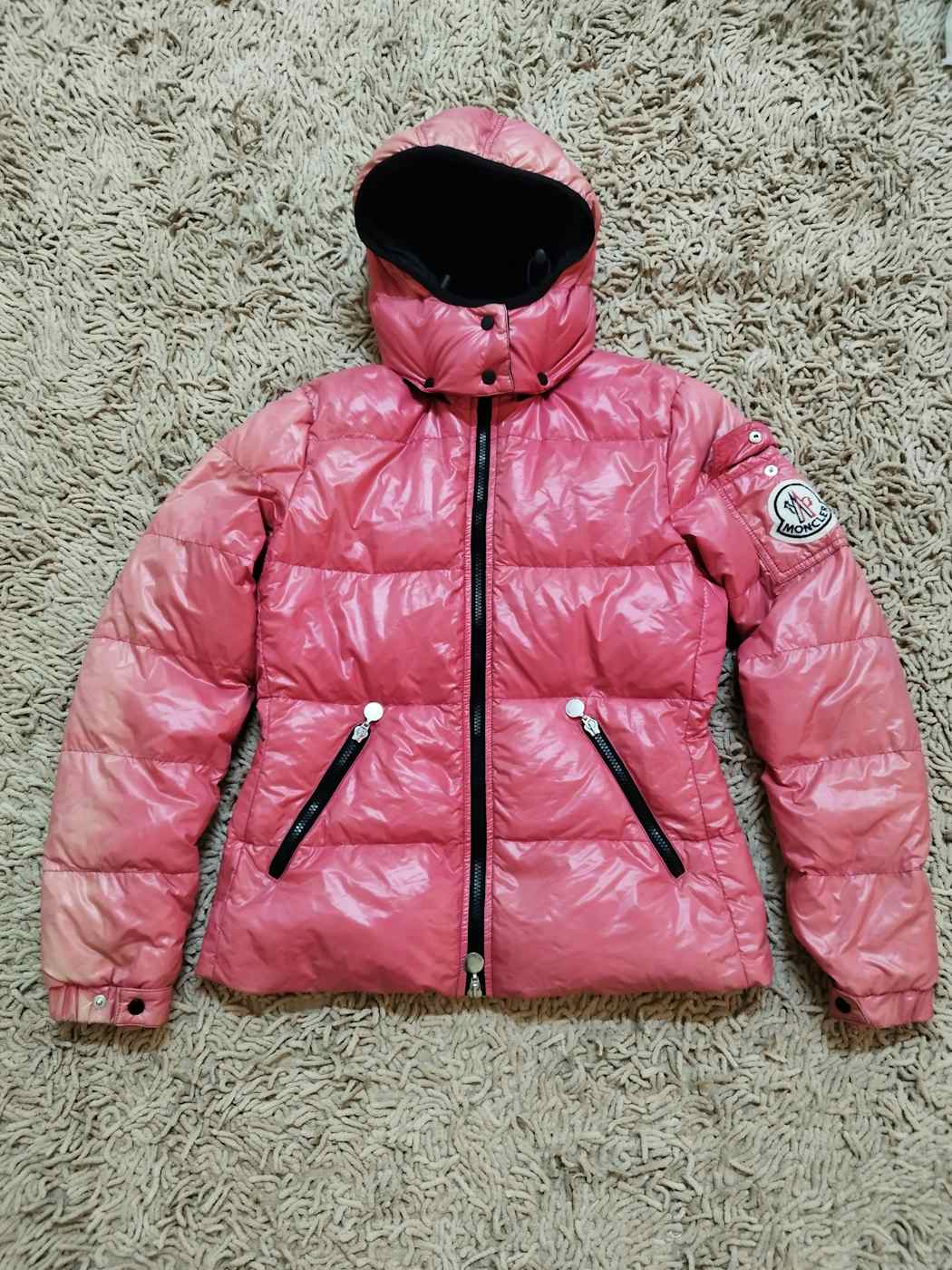Moncler Puffer down jacket sun faded pink - 1