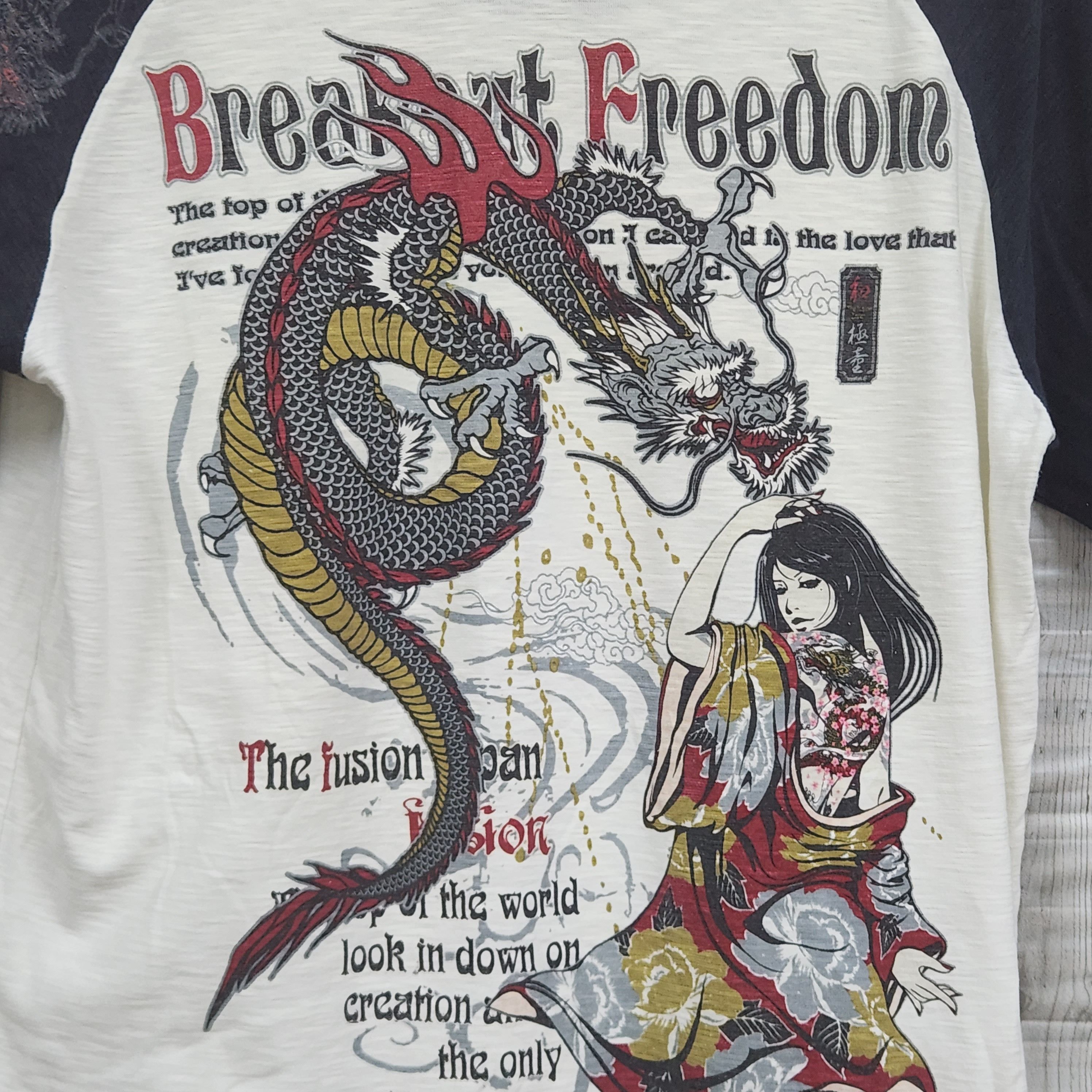 Japanese Brand - Vintage Y2K The Fusion Japan Big Dragon & Ladies Printed - 14