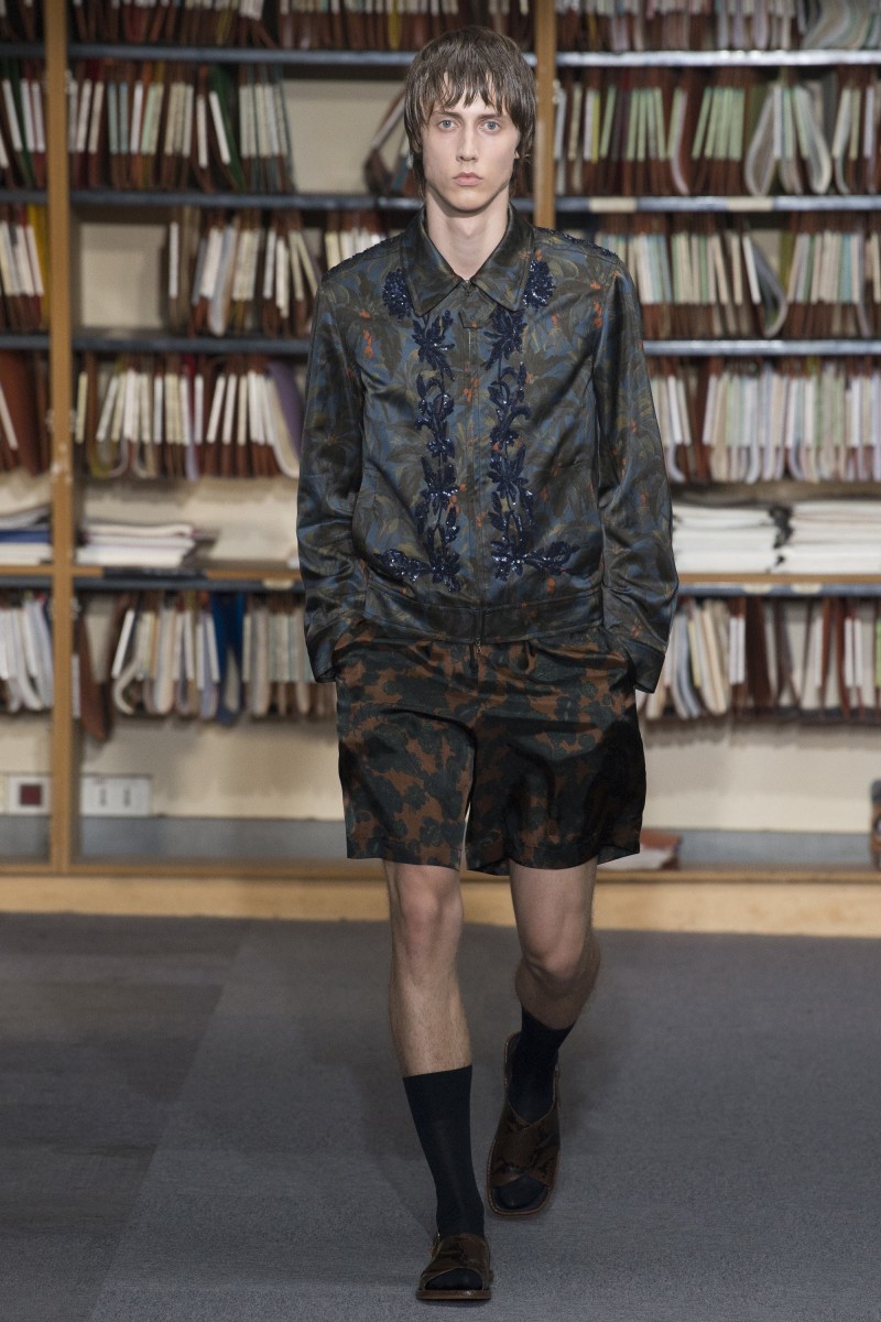 runway SS18 50 Sequin Embroidered Palm Print look52 - 12